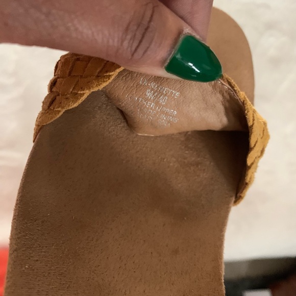 💛Lucky Brand Yellow Suede Sandals💛 - Picture 4 of 7